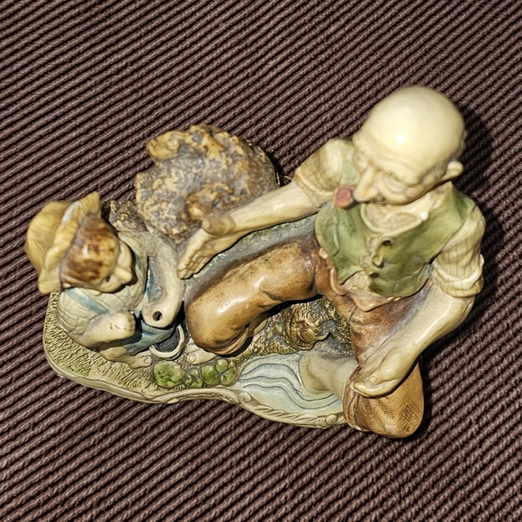 Naturecraft England Figurine Grandad's Yarn - Picture 6 of 7